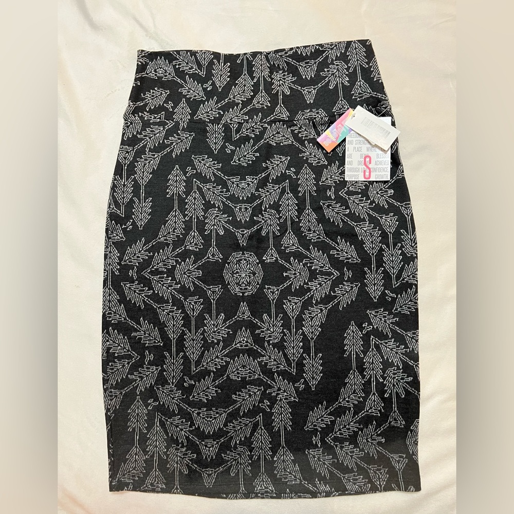 NWT S Cassie Skirt